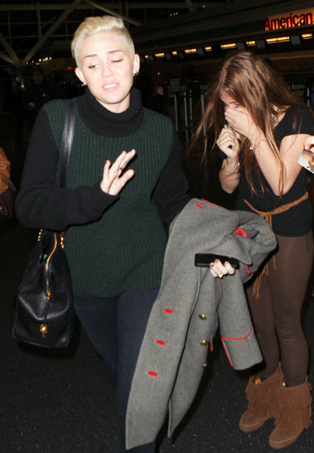 miley20121121_01