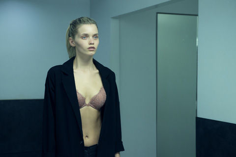 アビー・リー03