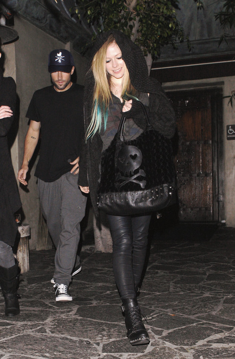 jennerlavinge013012_13_X17