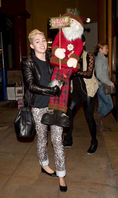miley122503
