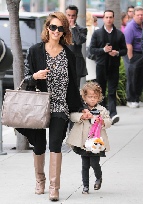 FP_6770885_AlbaJessica_HonorDay_MOE_47_56