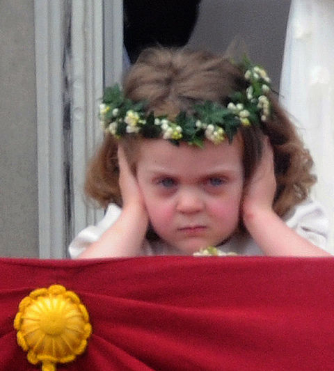 royal_wedding_balcony_02