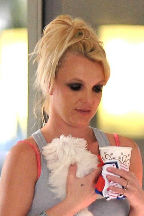 britney13020402
