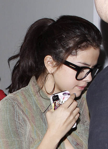 selena2012121_2
