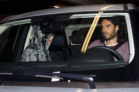 perrybrand052711_02_X17