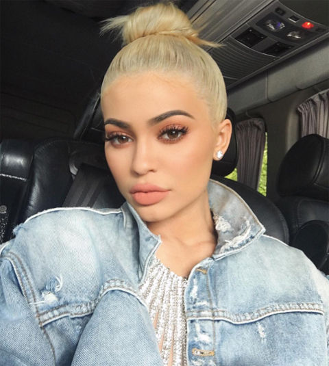 kylie201699_01