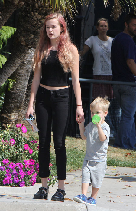 witherspoonkids031615_01