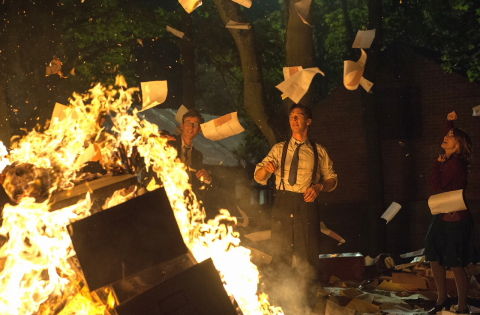 サブサブ_燃やす