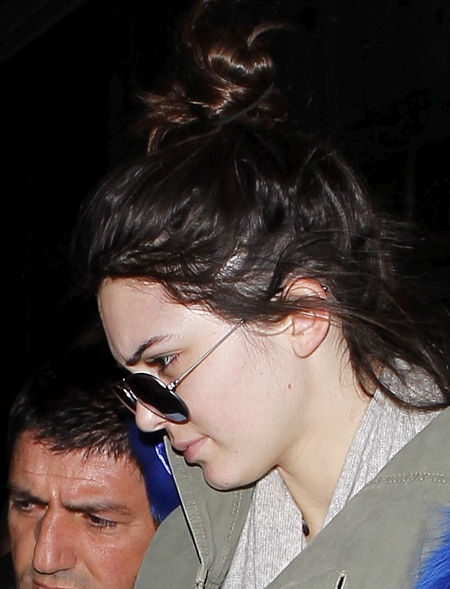 kendalljenner1216_02