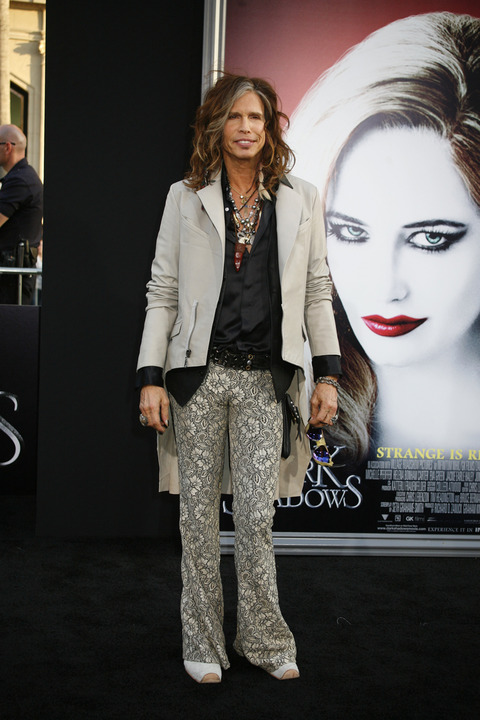 0136__DarkShadow_Premiere