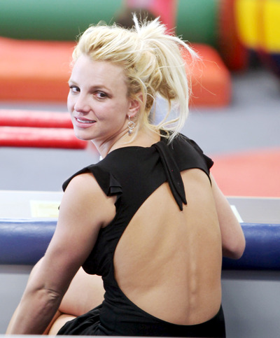 bspearsexc093010_02_X17