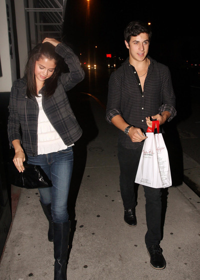 GOMEZ HENRIE 082710 GKOB 23