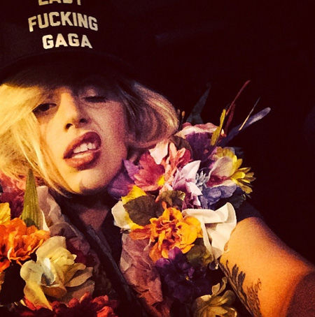 ladygaga201465_01