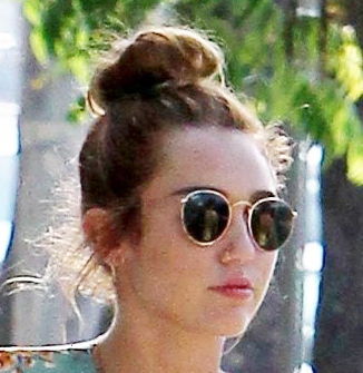 mcyrus051012_22_X171