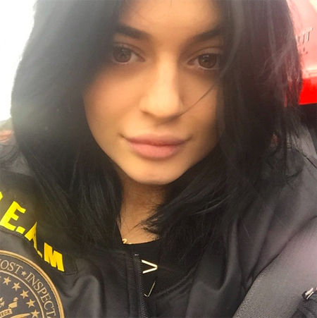kylie201524_02
