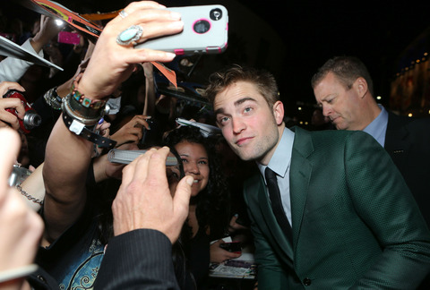 156407658EC140_The_World_Pr