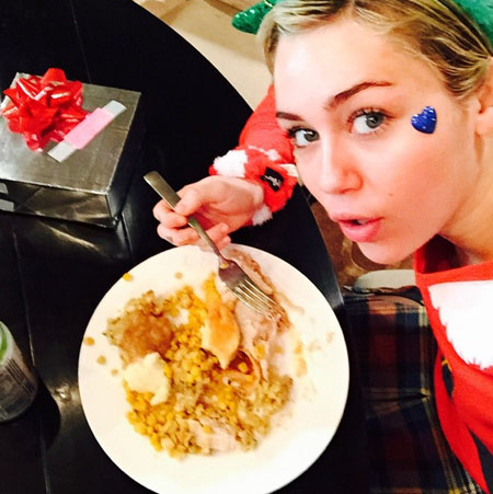 miley20141227_02