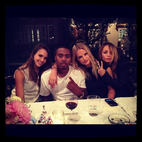 551972_463670640333037_502723035_n