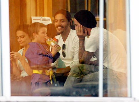 beckham110211_05_X17