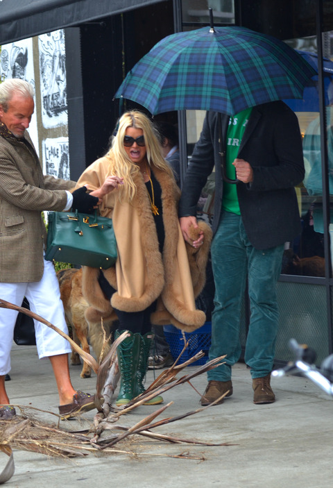 SSimpsonSCARED031712_04_X17