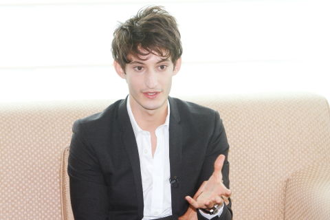 YSLサロン会見㈬