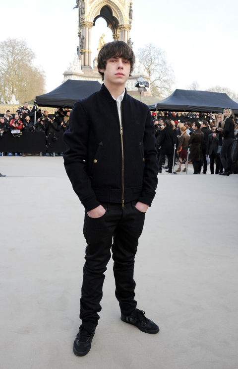 Jake Bugg wearing Burberry jpg