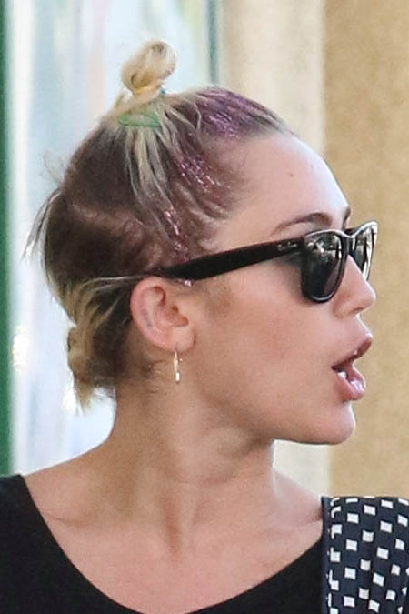 miley201574_02