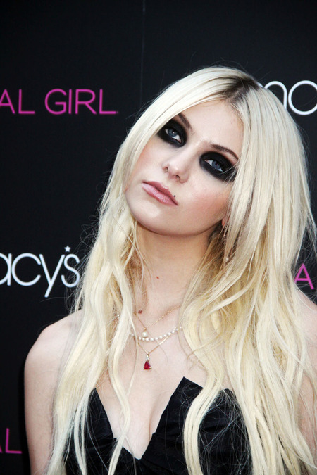 FP_5770095_Madonna_NYC_092210