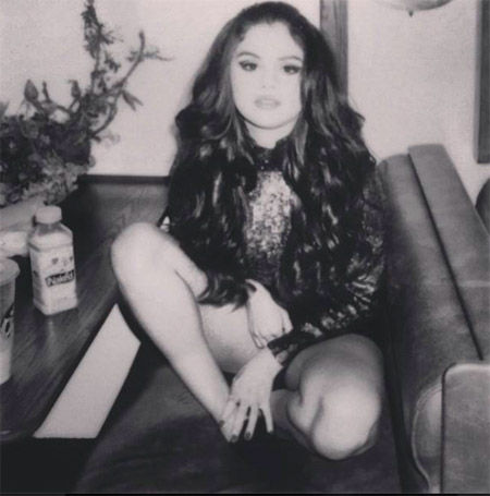 selena2015210_01