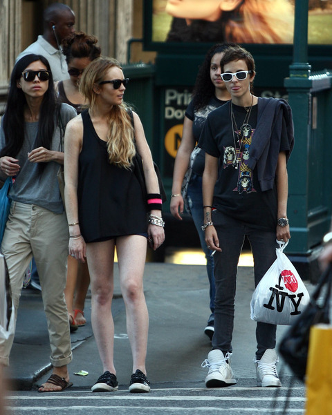 LLohanSRonson083108_23_X17