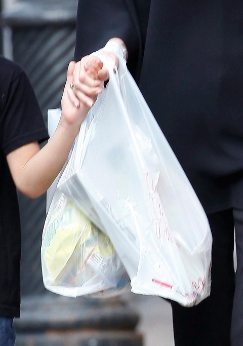 jolieSKINNY031112_01_X171