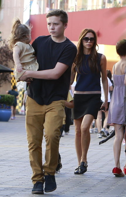 victoriabeckham110601