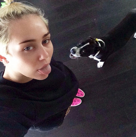 miley2014731_02