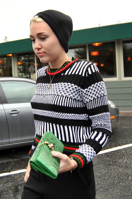 miley201322_01