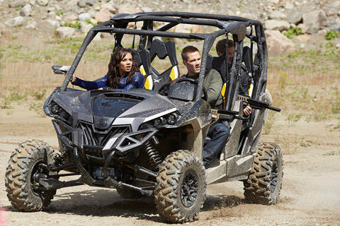 01「KILLJOYS」場面写真