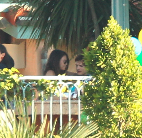 AKUTCHERMKunisKISSexclu0721_12_X17