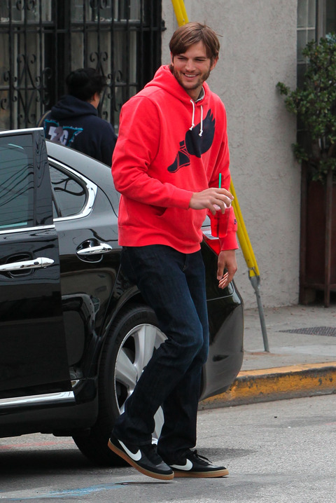 AKutcherRed041412P2_007_X17