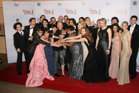 prpphotos022839-Glee-The-Cast