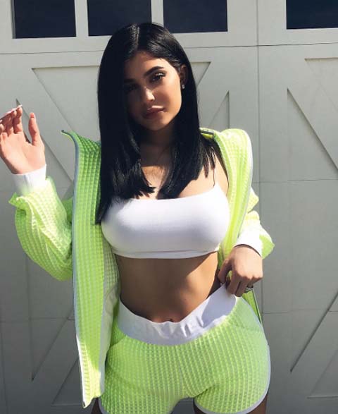 kylie201744_01